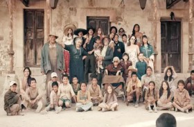 (Que Viva Mexico).. كوميديا خفيفة تحاكي تاريخ المكسيك