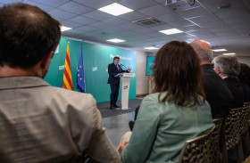 «الاستقلال المؤجل».. «معًا من أجل كاتالونيا» يعمق أزمة الحكومة الإسبانية