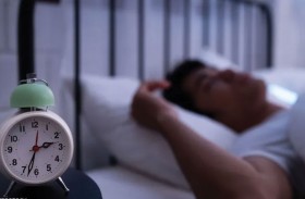 الغفوة القصيرة وسط النهار.. دراسة تحذر من «خطر كبير»