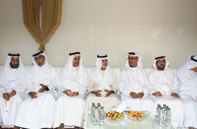 نهيان بن مبارك يعزي بوفاة  محمد سعيد الطاير