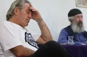 لغز المقهى الذي يغط زواره في نوم عميق