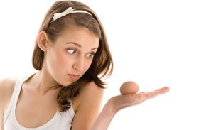 عنصر غذائي في البيض يقلل خطر الزهايمر بنسبة 40 %