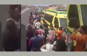 تلقي بطفليها من أعلى جسر في الإسكندرية