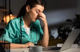 العمل في مناوبات ليلية يربك إيقاع الجسم الداخلي