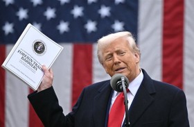 هل نَصب ترامب نفسَه إمبراطوراً فوق القانون ؟