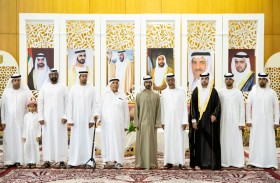 خليفة بن طحنون يحضر أفراح الكعبي والدهماني في الفجيرة