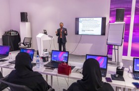 خبراء ومتخصصون: الاتصال أداة للابتكار والبيانات سر نجاح الحكومات في تحقيق تطلعاتها