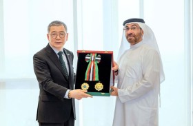 رئيس الدولة يمنح السفير الكوري وسام الاستقلال من الطبقة الأولى