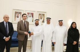 غرفة الشارقة تبحث مع رئيس حكومة إقليم أدجارا في جورجيا تعزيز التعاون واستكشاف فرص استثمارية مجدية لمجتمعي الأعمال