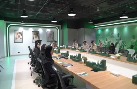 عبد الله المري يتفقد مركز استشراف المستقبل ودعم اتخاذ القرار 