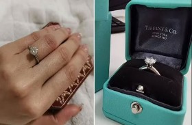 خطيبة تشعل الإنترنت.. باعت خاتم الارتباط برخيص