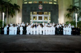 أمام عبدالله بن زايد ... دفعة من الدبلوماسيين الجدد يؤدون اليمين القانونية 