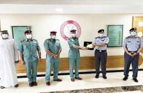 وفد شرطة رأس الخيمة يطلع على مهام إدارة الأزمات بشرطة أبوظبي