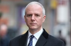 جراح تجميل يتنكر لقتل زميله الطبيب