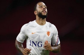 الهولندي ديباي من ليون إلى برشلونة  