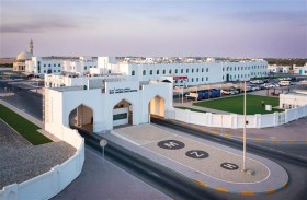 العلاج المبكر للنطق يساعد طفلة في التغلب على اضطراب حاد في البلع