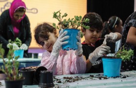 عالم مدهش 2025 يقدم مجموعة من ورش العمل الإبداعية للأطفال 