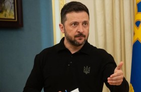 زيلينسكي يبدي استعداده للانضمام إلى قمة ترامب وبوتين