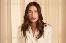 هايلي بيبر تبيع علامتها التجارية بمليار دولار