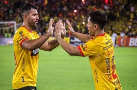 أغويرو يعود للملاعب مع برشلونة الإكوادوري