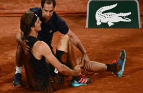 زفيريف يتحدث عن تمزق في أربطة الكاحل 