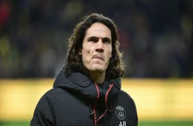 نيوكاسل يجهز عقداً  ذهبياً لكافاني