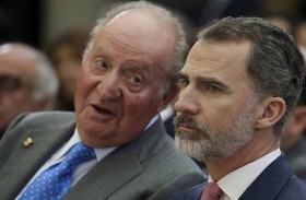 ملك إسبانيا يتخلى عن ميراث والده