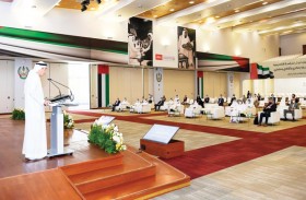  زكي نسيبة يشيد بالإنجازات العلمية والأكاديمية التي حققتها جامعة الإمارات 