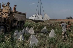 أوكرانيا تواجه هجوم الصيف الروسي بـ«الخنادق العميقة»