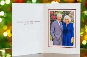 إصدار بطاقة عيد الميلاد الرسمية للملك تشارلز وكاميلا