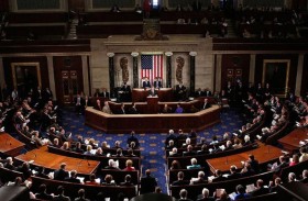 الكونغرس يمرر مشروع قانون مؤقت لتجنب وقف العمليات الحكومية