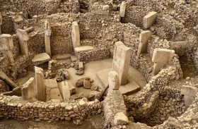  علماء يكتشفون أقدم تقويم في العالم