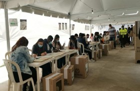 الحزب الحاكم في كولومبيا يطالب بإعادة فرز للأصوات