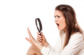 تغير لون الأظافر ينذر بالإصابة بمرض خطير