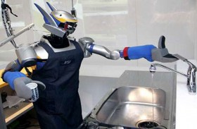 أذرع آلية لتنظيف الأواني بمفردها