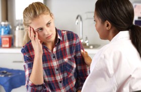 دراسة جديدة: النساء العاملات ينفقن أكثر من الرجال في تكاليف الرعاية الصحية