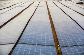 الإمارات للألمنيوم وطاقة ودوبال ومياه وكهرباء الإمارات تتعاون بمجال الطاقة النظيفة وتطوير محطات الكهرباء ومحايدة الكربون 