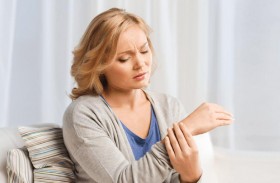 العلاج المطول بالكورتيزون يهدد بهشاشة العظام