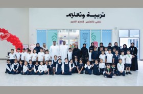 كلية الإمارات للتطوير التربوي تطلق مبادرة «بورك غرسكم» بمناسبة يوم المعلم العالمي