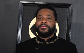 بعد وفاته المفاجئة.. بيونسيه تُكرم مالكولم جمال وارنر 