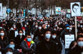 ألمانيا تسجل زيادة في جرائم اليمين المتطرف في 2024 وخاصة عبر الإنترنت 