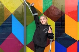 تتمسك بحلمها رغم إصابتها بمرض خطير