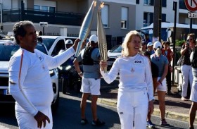 الهاملي يشارك في حمل الشعلة  البارالمبية لـ «باريس 2024»