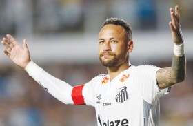 نيمار يرغب في البقاء مع سانتوس 