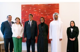 نورة الكعبي تلتقي رئيس بالاو 