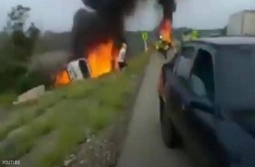 حاولوا سرقة الوقود فانفجرت الشاحنة وقتلت 41 شخصا 