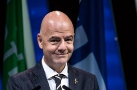  إنفانتينو يهنئ رئيس اتحاد الكرة الجزائري الجديد