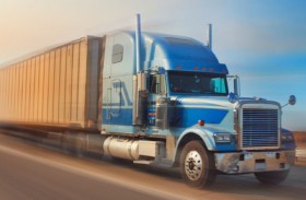 مجلس الوزراء: تأجيل تطبيق قرار أوزان وأبعاد المركبات الثقيلة على الطرق في الدولة