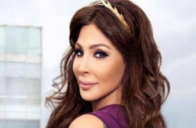 إليسا تفاجئ متابعيها بمقاطعة تويتر