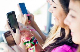 مواقع التواصل لا تجعل المراهقين تعساء!